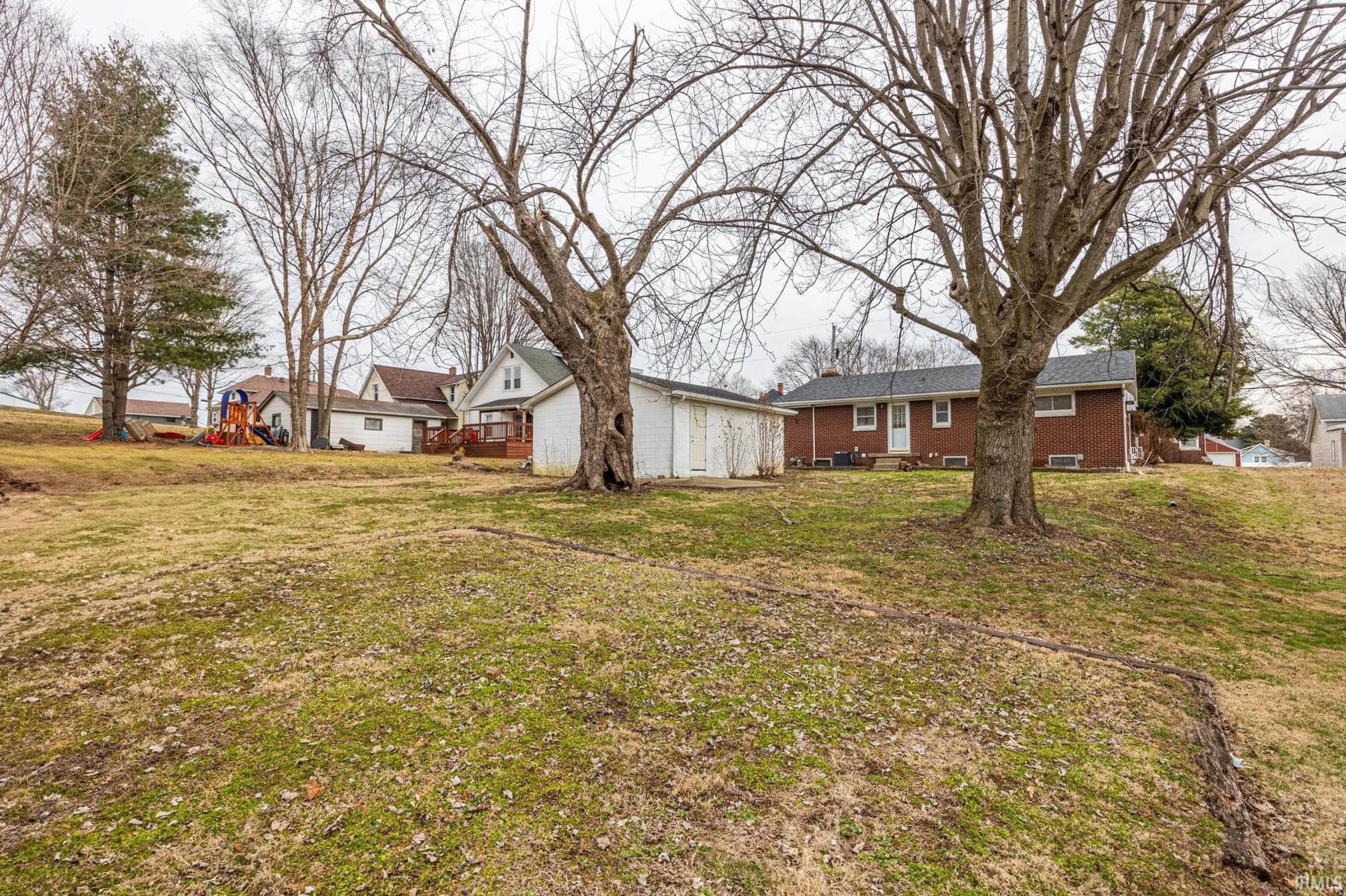 1609 Jackson Street Jasper, IN 47546 - Photo 32 of 36