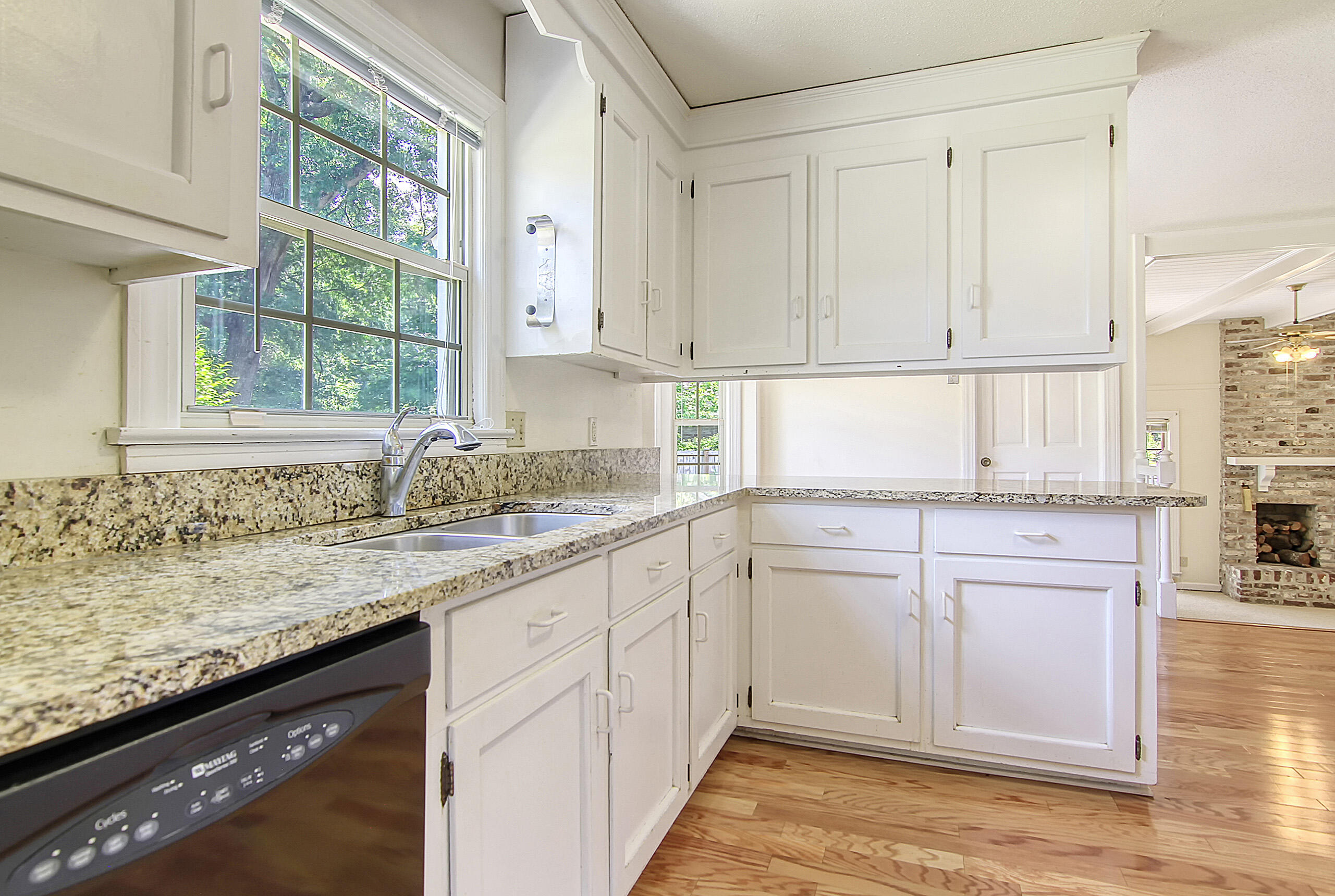 906 Regatta Road Charleston, SC 29412 - Photo 15 of 31 CREM_906 Regatta Rd_028
