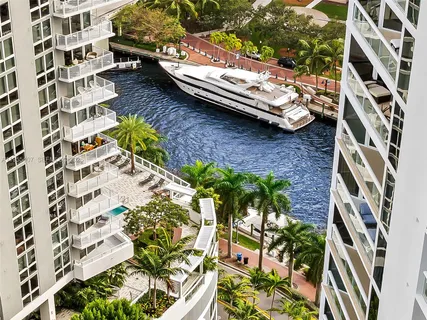 $1,700,000 | 333 Las Olas Way, Unit 3106, Fort Lauderdale, FL 33301