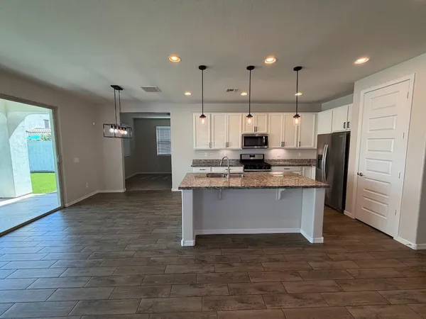 $3,395 | 9854 East Tungsten Drive, Mesa, AZ 85212