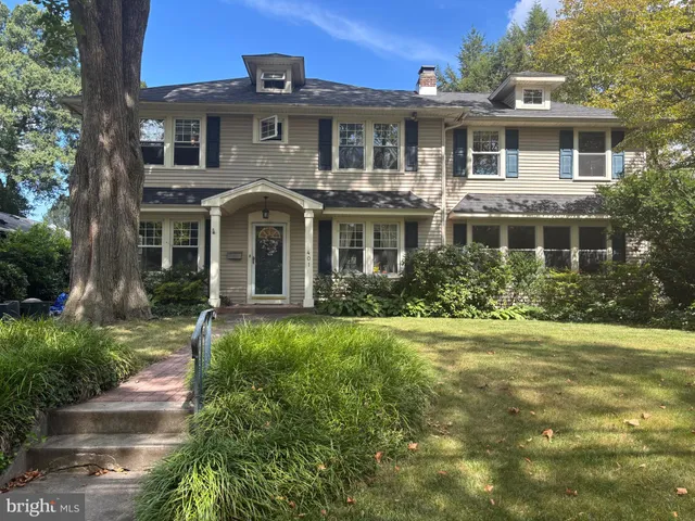 $950,000 | 401 West 3rd Street, Moorestown, NJ 08057