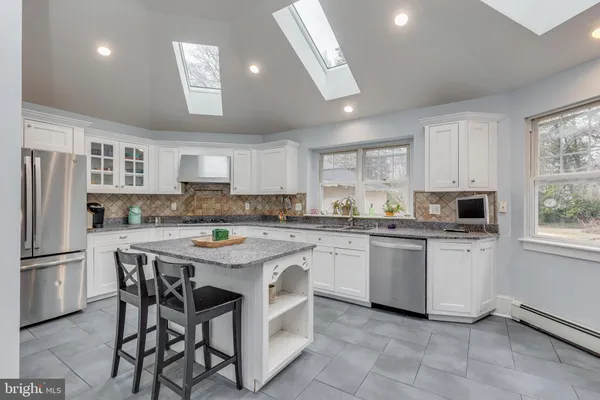 $875,000 | 401 West 3rd Street, Moorestown, NJ 08057