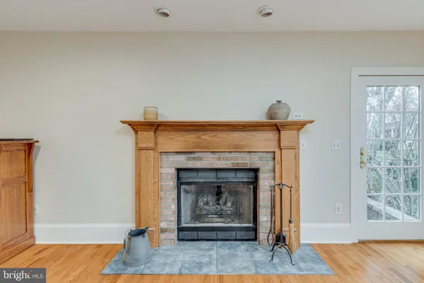 $875,000 | 401 West 3rd Street, Moorestown, NJ 08057