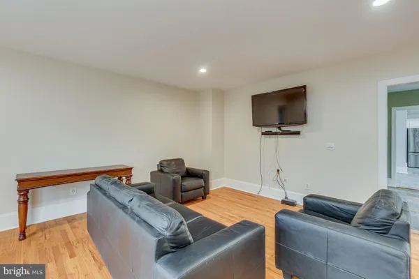 $875,000 | 401 West 3rd Street, Moorestown, NJ 08057