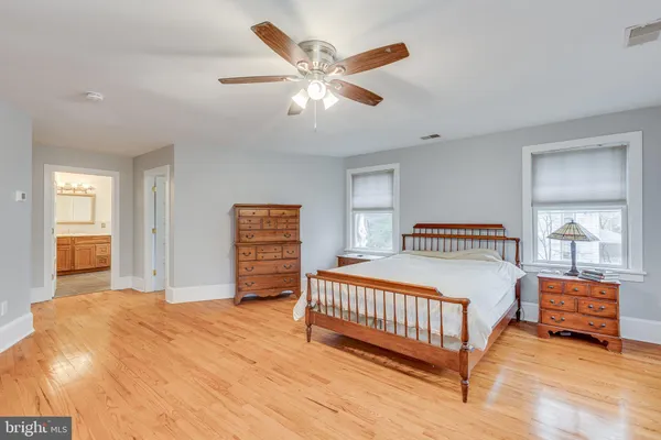 $875,000 | 401 West 3rd Street, Moorestown, NJ 08057