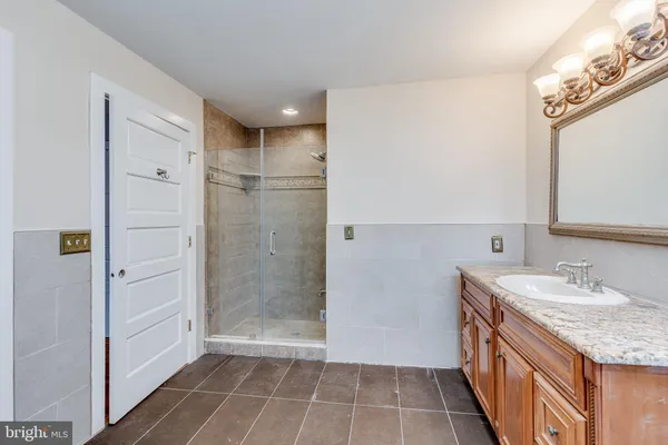 $875,000 | 401 West 3rd Street, Moorestown, NJ 08057