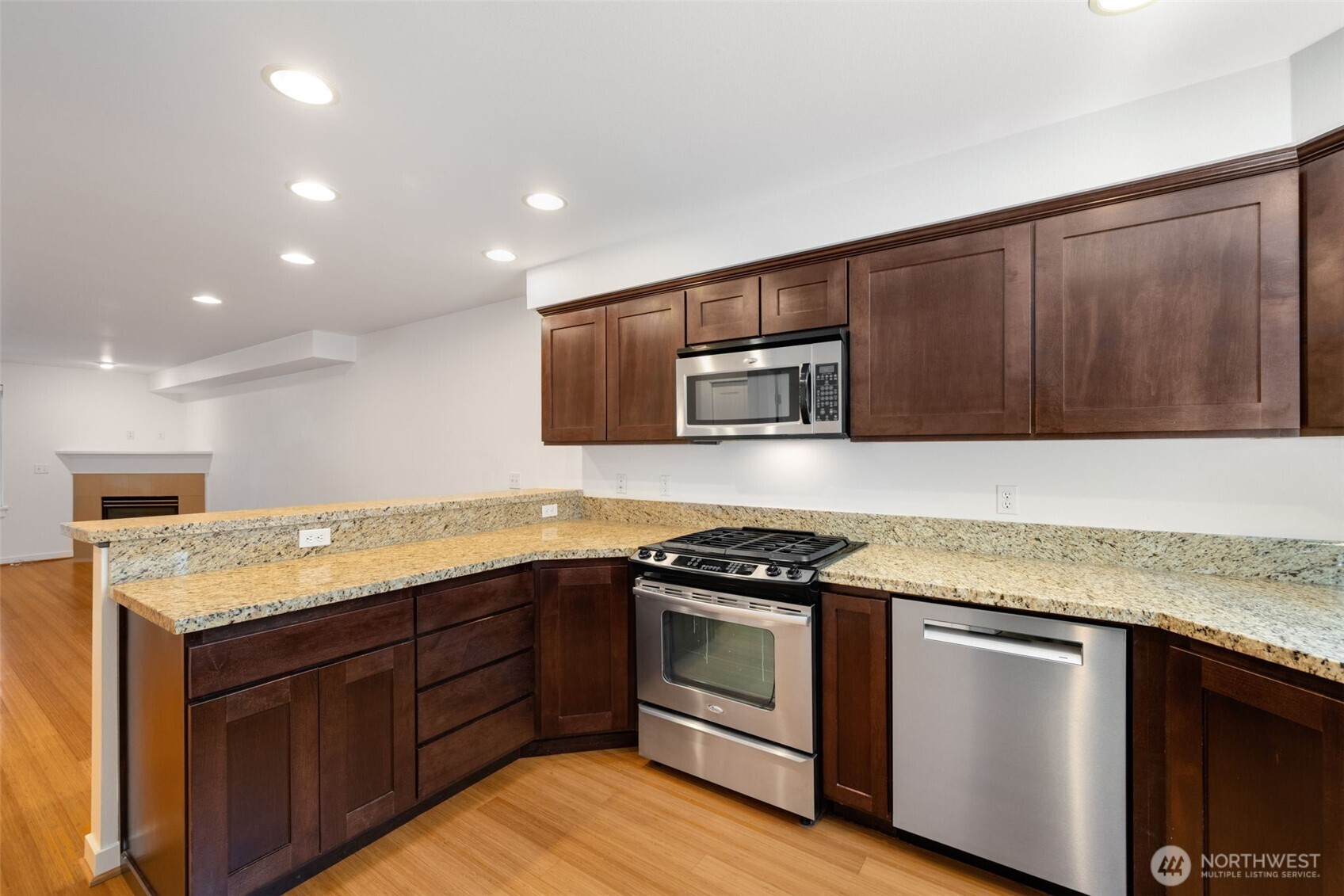 935 North 97th Street, Unit B Seattle, WA 98103 - Photo 10 of 37