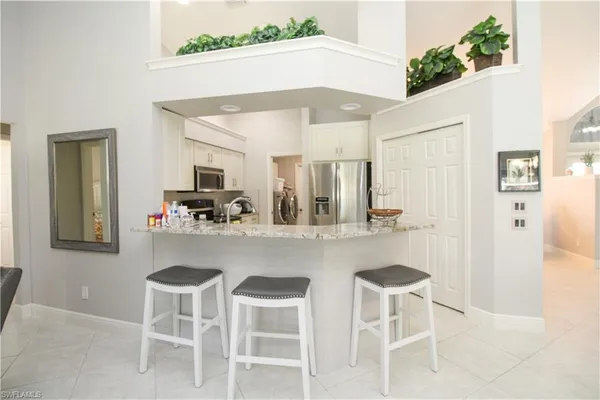 $7,000 | 333 Wentworth Court, Naples, FL 34104