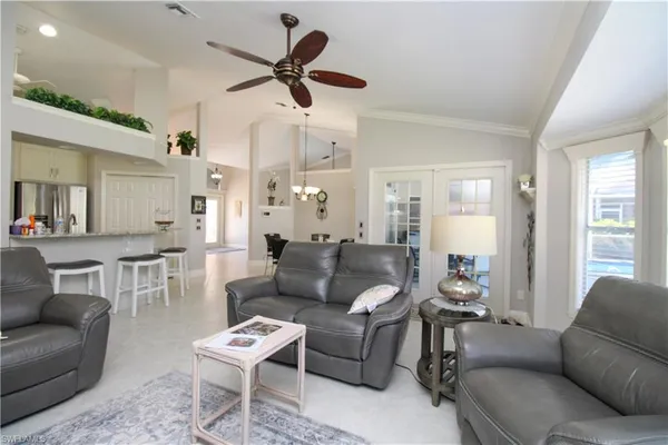 $7,000 | 333 Wentworth Court, Naples, FL 34104