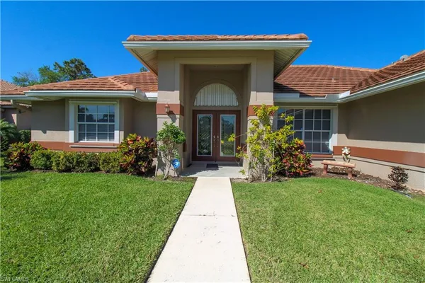 $7,000 | 333 Wentworth Court, Naples, FL 34104