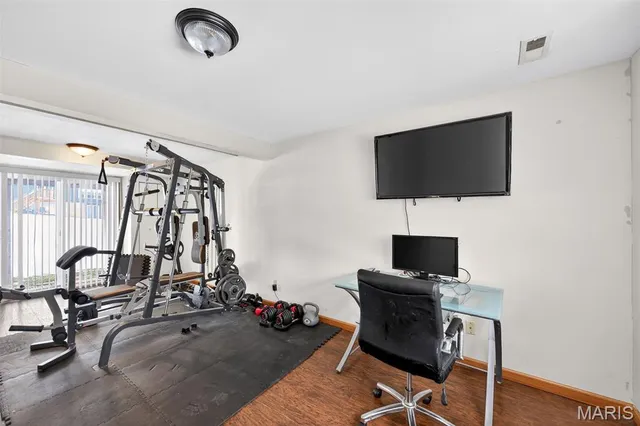 $299,900 | 654 Glenshee Drive, Wentzville, MO 63385