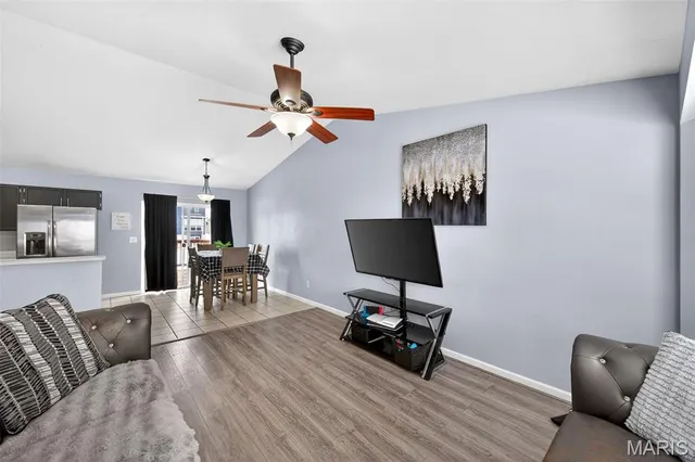 $299,900 | 654 Glenshee Drive, Wentzville, MO 63385