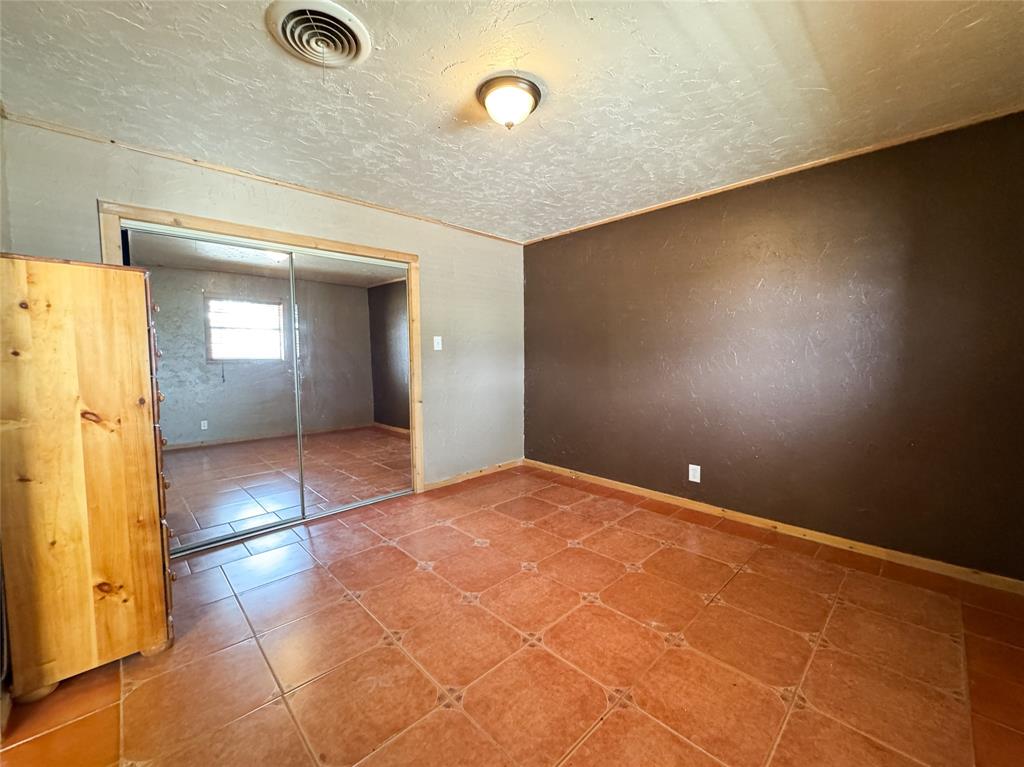 705 N Avenue East, Unit 2 Haskell, TX 79521 - Photo 8 of 29
