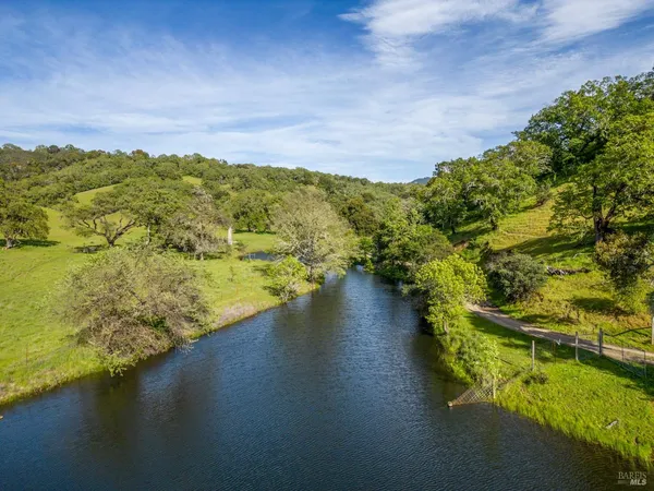 $6,950,000 | 14495 Old River Road, Hopland, CA 95449