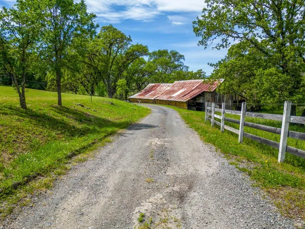 $6,950,000 | 14495 Old River Road, Hopland, CA 95449