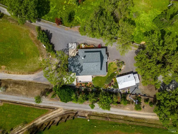 $6,950,000 | 14495 Old River Road, Hopland, CA 95449