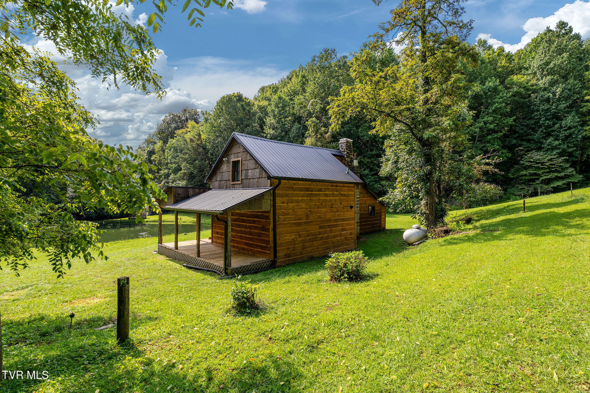 2335 Wattenbarger Gap Road Greeneville, TN 37745 - Photo 11 of 103 DSC07956