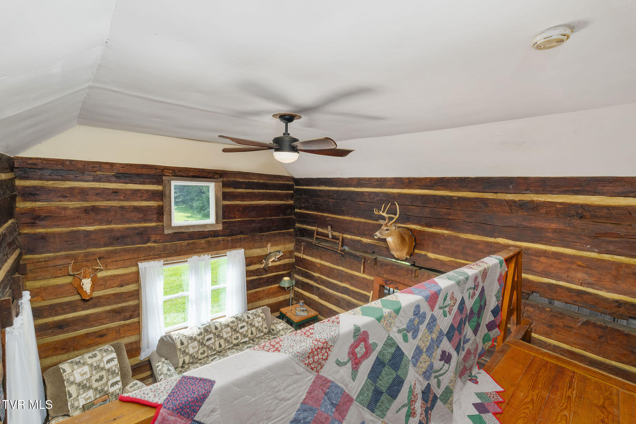 2335 Wattenbarger Gap Road Greeneville, TN 37745 - Photo 47 of 103 DSC07870