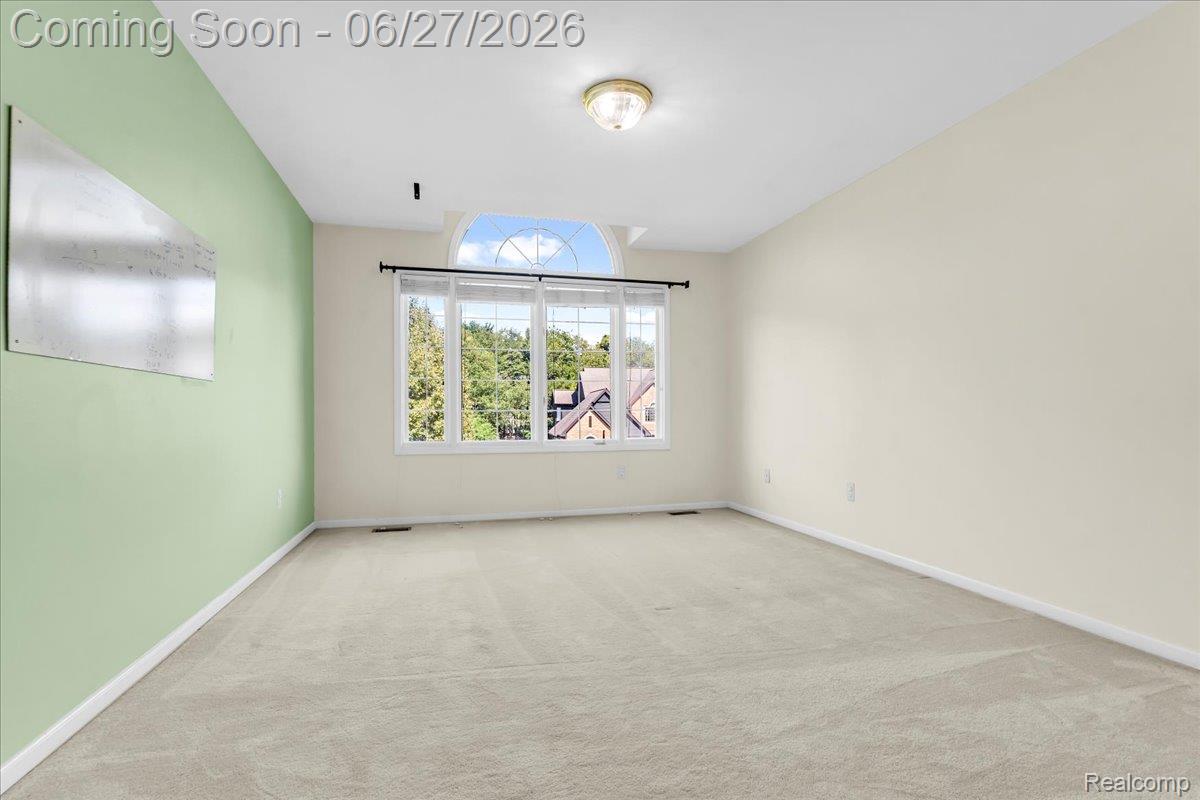 1781 Westridge Drive Rochester, MI 48306 - Photo 36 of 56 29-1781 Westridge Dr_28.jpg