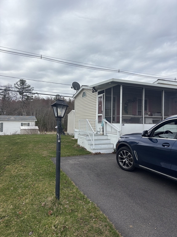 18 Tucker Terrace Raynham, MA 02767 - Photo 4 of 12