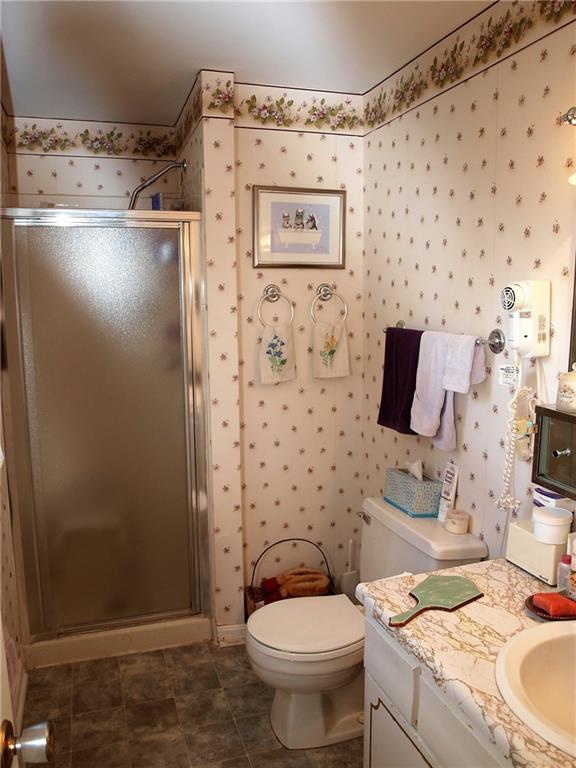 1019 Blackridge Road Pittsburgh, PA 15235 - Photo 10 of 21 Master bath