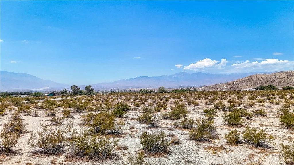 60 Dillon Road Desert Hot Springs, CA 92241 - Photo 23 of 35