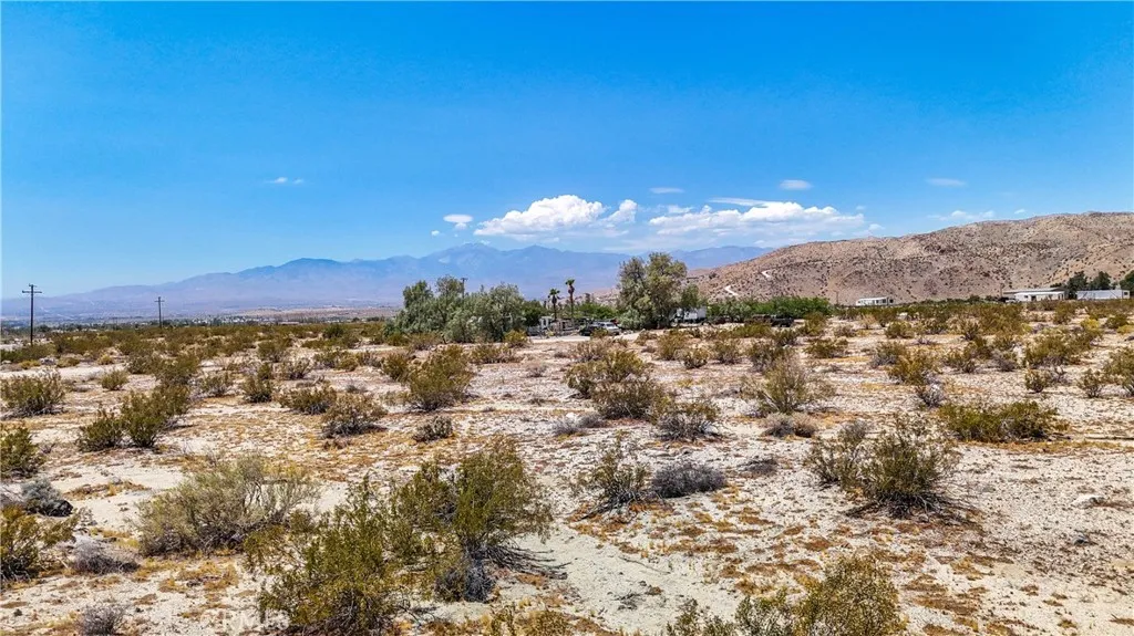 60 Dillon Road Desert Hot Springs, CA 92241 - Photo 32 of 35
