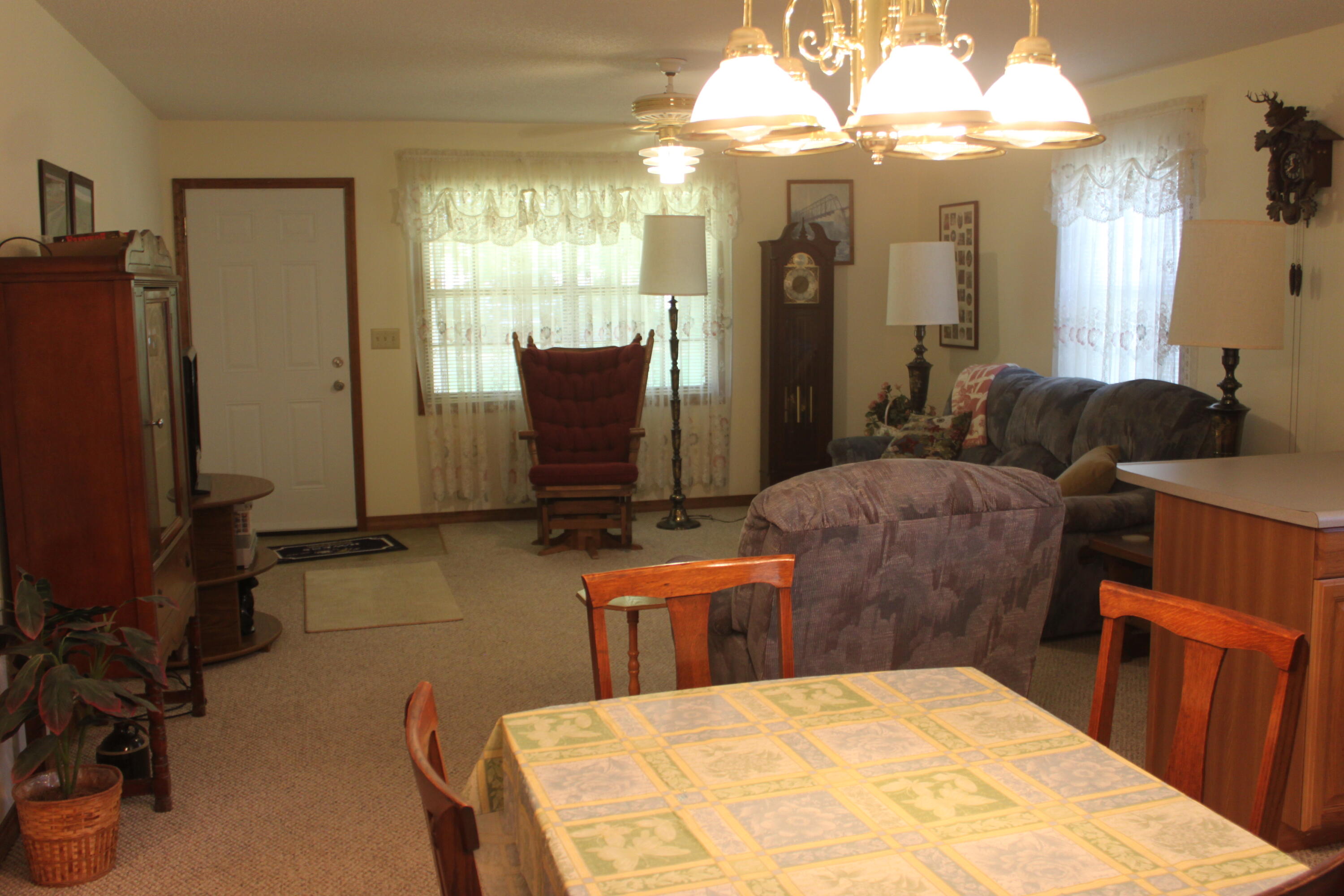 4164 Coopertown Road Oneida, TN 37841 - Photo 11 of 19 IMG_9602