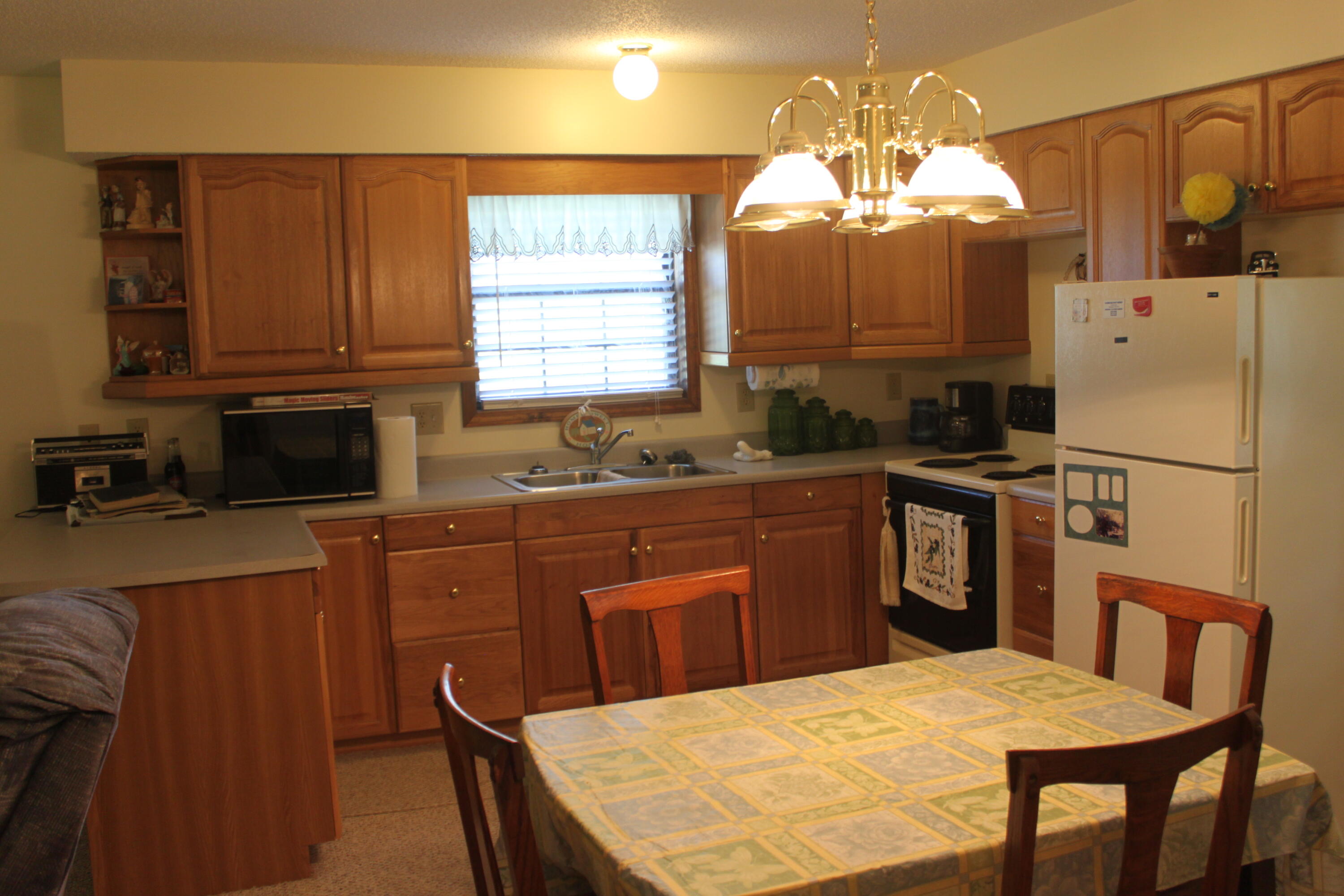4164 Coopertown Road Oneida, TN 37841 - Photo 12 of 19 IMG_9607