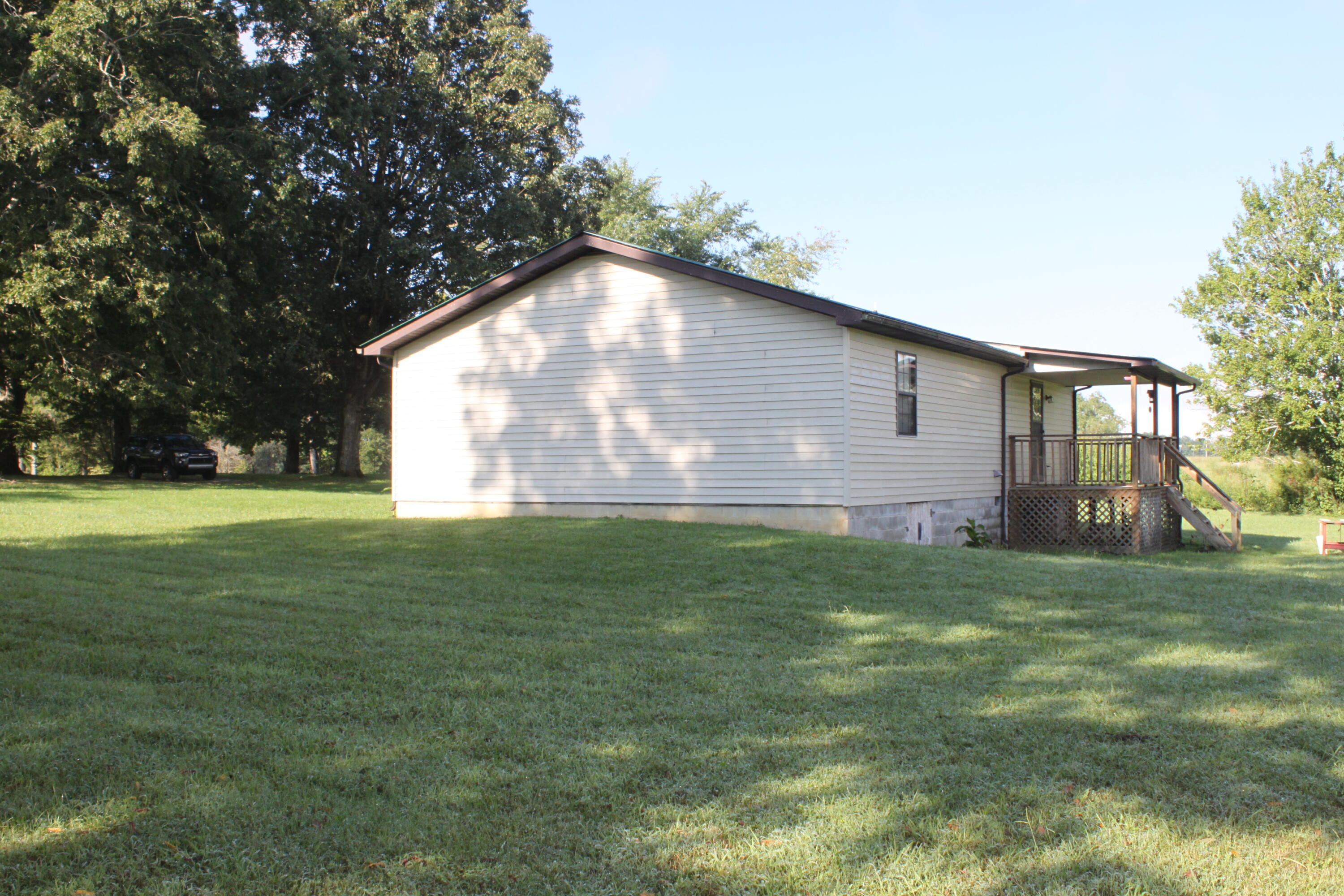 4164 Coopertown Road Oneida, TN 37841 - Photo 6 of 19 IMG_9636
