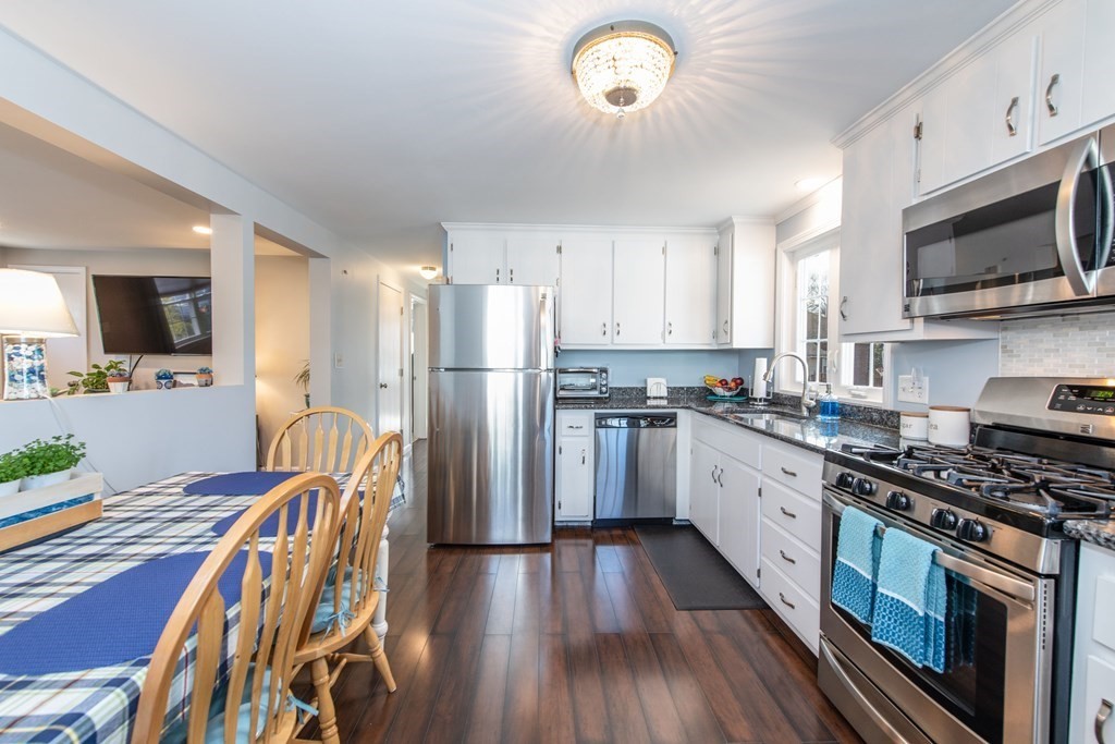 18 Daytona Road Lynn, MA 01904 - Photo 10 of 25 Gallery Image 10