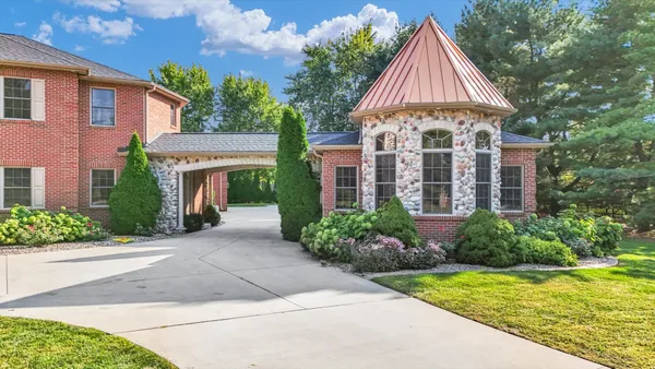$1,850,000 | 4703 West Kirby Avenue, Champaign, IL 61822