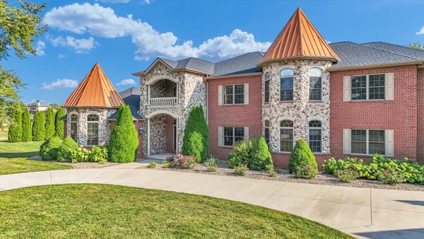 $1,850,000 | 4703 West Kirby Avenue, Champaign, IL 61822