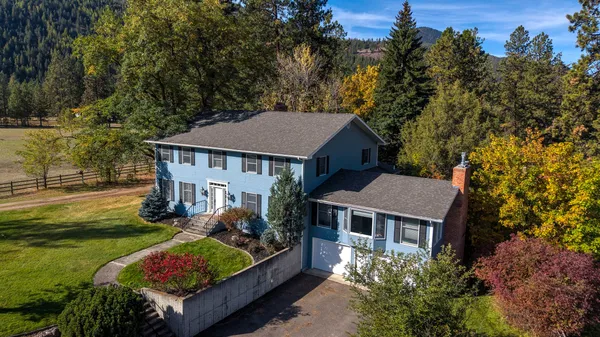 $1,599,999 | 13655 Turah Road, Clinton, MT 59825