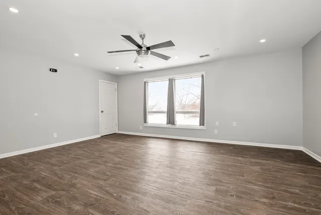 $2,700 | 8342 West Lincoln Highway, Unit 8342, Frankfort, IL 60423