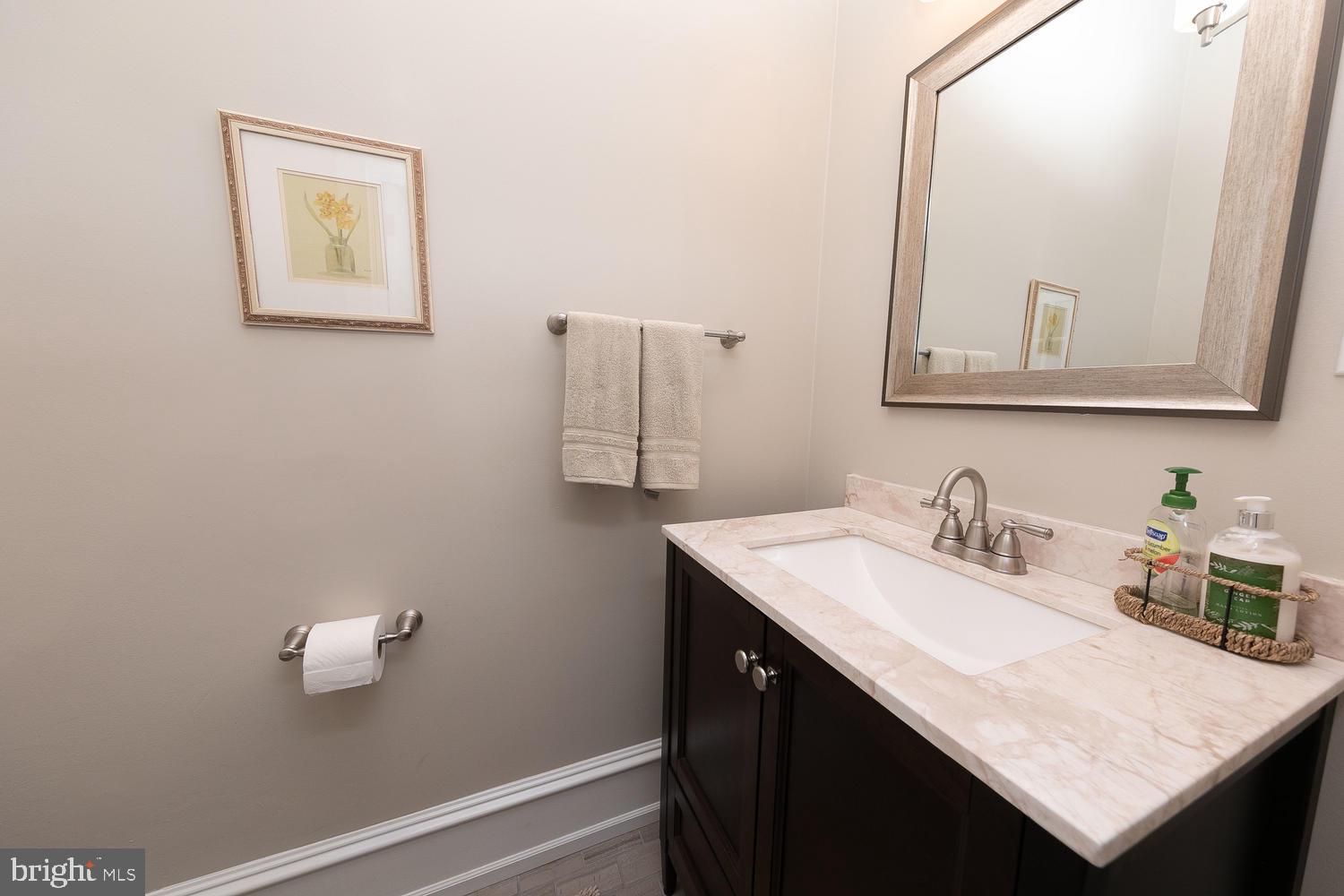 1516 Hampton Road Rydal, PA 19046 - Photo 23 of 67 Powder Room