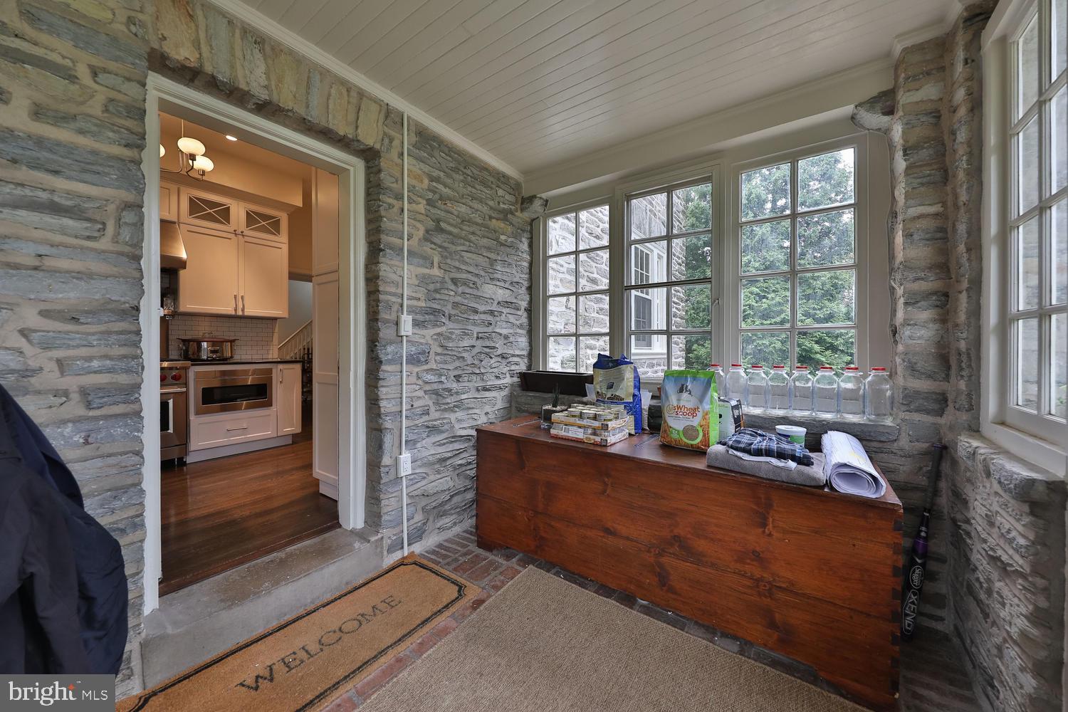 1516 Hampton Road Rydal, PA 19046 - Photo 24 of 67 Enclosed Porch