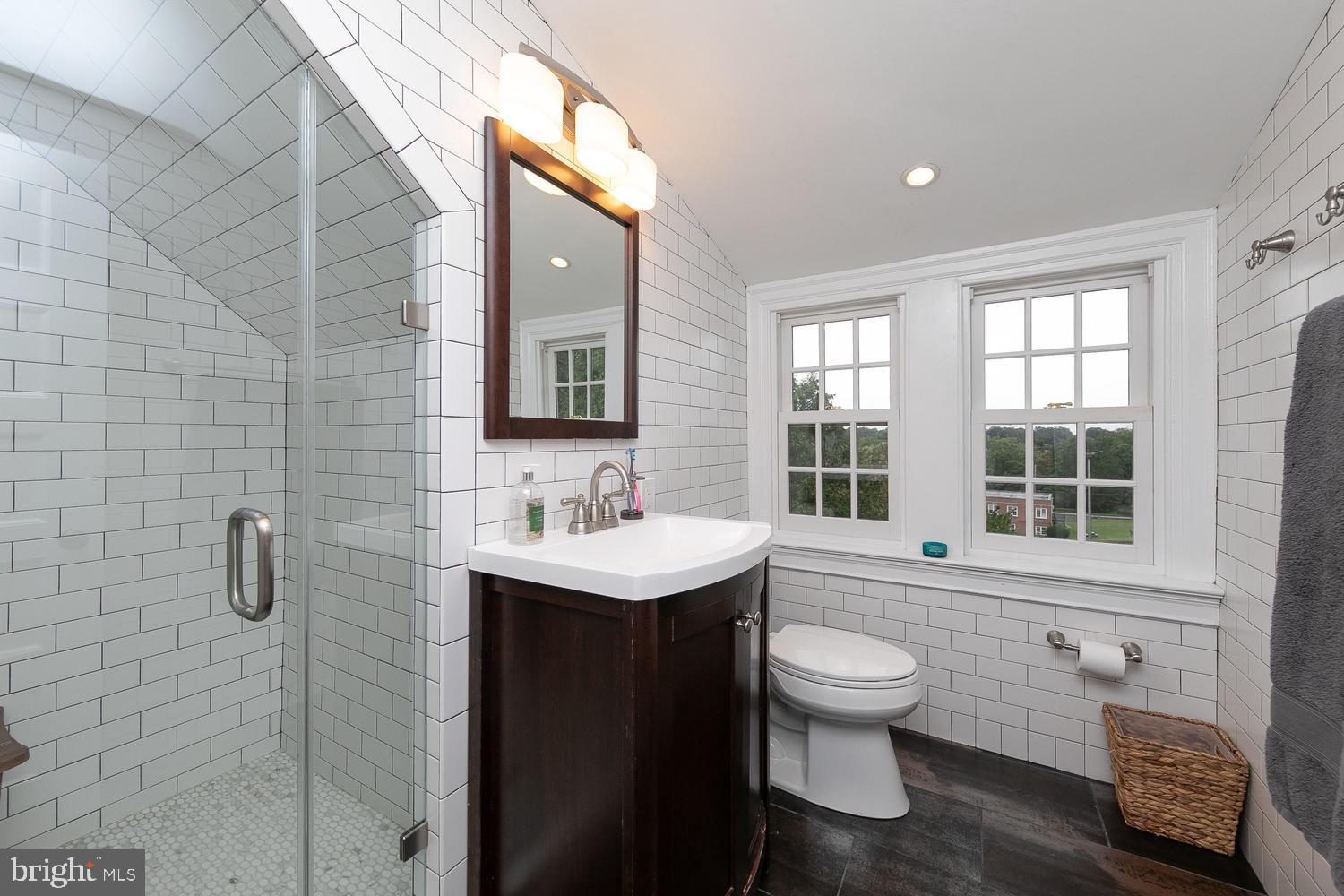 1516 Hampton Road Rydal, PA 19046 - Photo 45 of 67 Bath