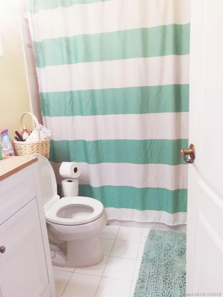 13778 Southwest 170th Lane Miami, FL 33177 - Photo 12 of 17