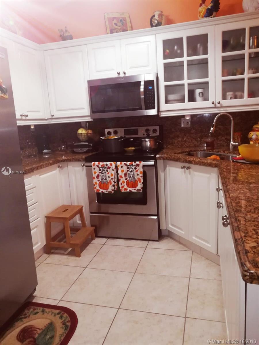 13778 Southwest 170th Lane Miami, FL 33177 - Photo 9 of 17