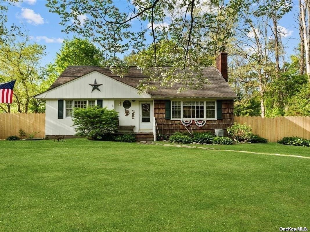423 North Country Road Miller Place, NY 11764 - Photo 1 of 1 423 N. Country Rd, Miller Place