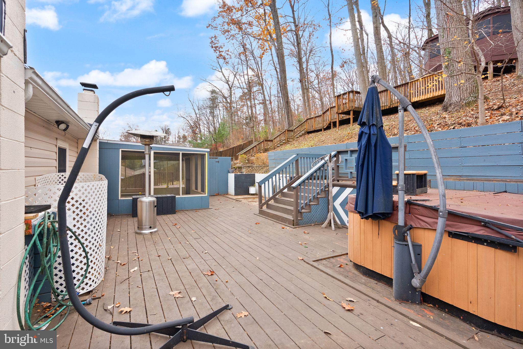 6738 Kelly Road Warrenton, VA 20187 - Photo 37 of 55 Deck