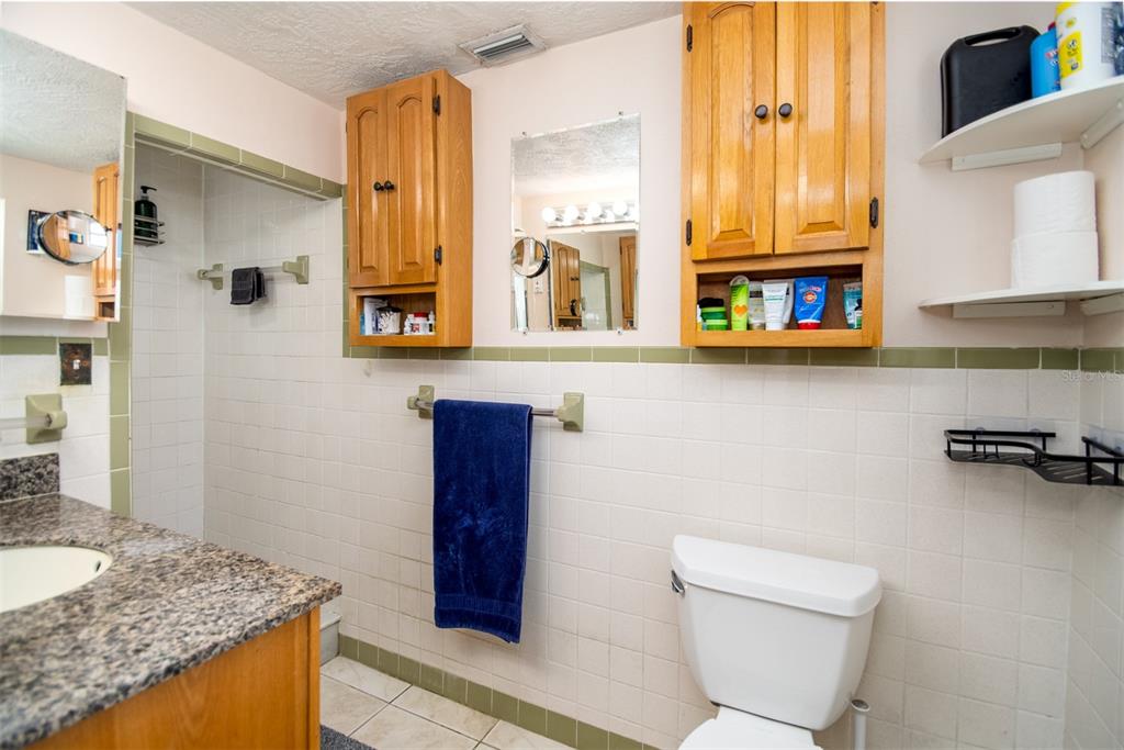 711 22nd Street Southwest Largo, FL 33770 - Photo 25 of 38 Gallery Image 25