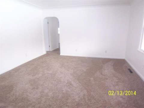 4085 East Stanley Road Mount Morris, MI 48458 - Photo 4 of 9 20393037-3.JPG