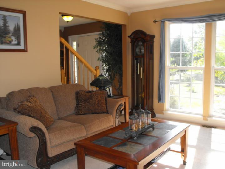 314 Porcher Street Dover, DE 19901 - Photo 4 of 25 Living Room