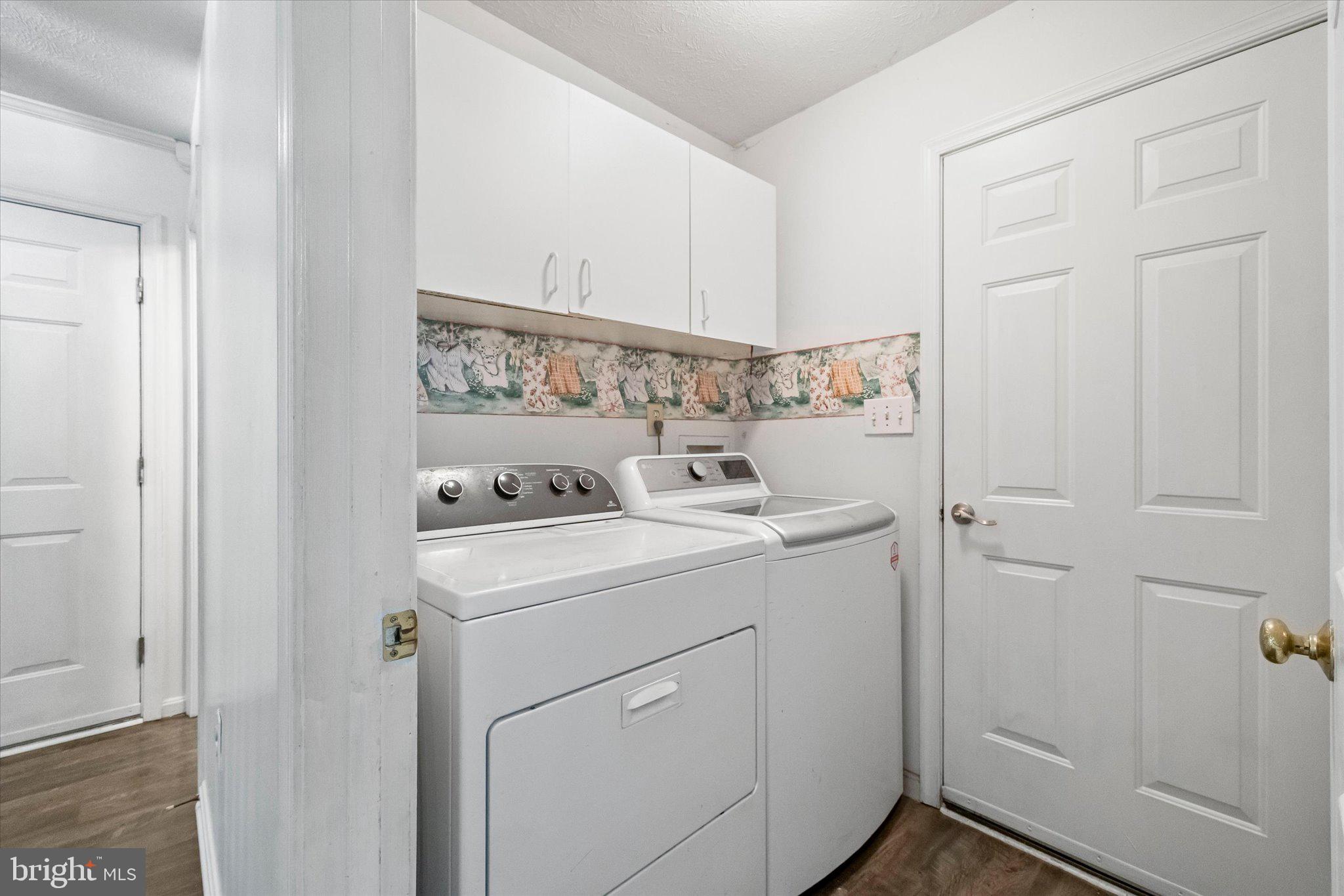 126 Valley View Road Fredericksburg, VA 22407 - Photo 13 of 42 Laundry area