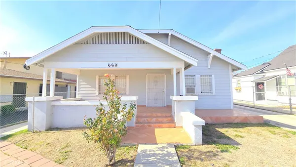 $1,195 | 660 North Mountain View Avenue, Unit B, San Bernardino, CA 92401