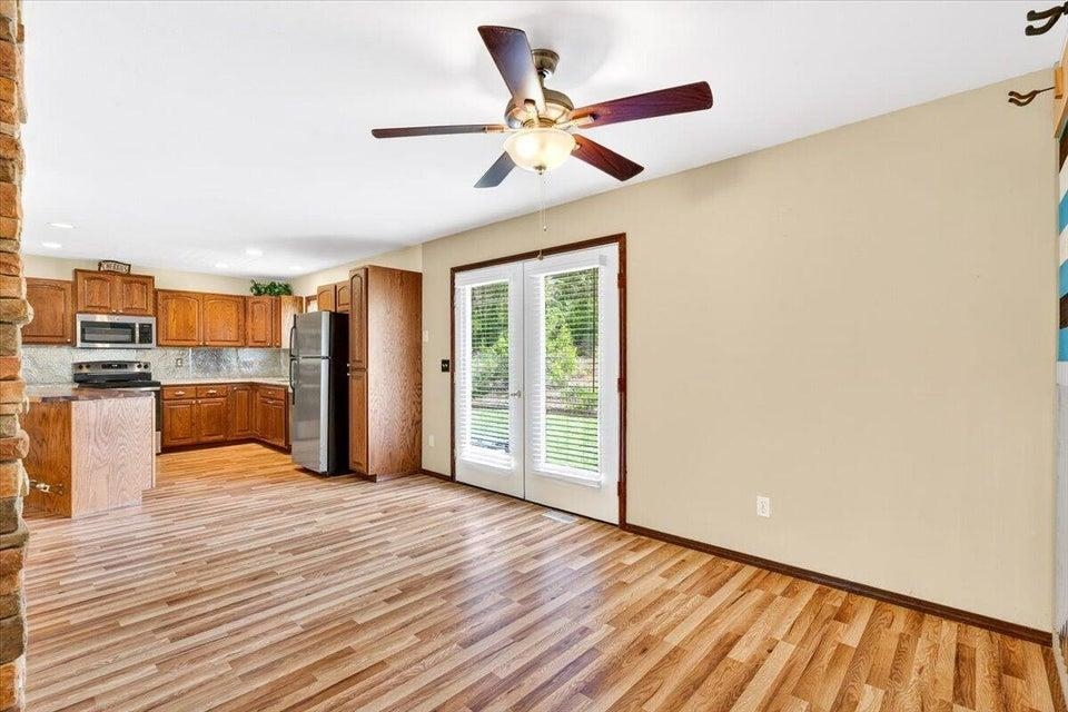 3362 Thompson Road Valley, WA 99181 - Photo 6 of 28