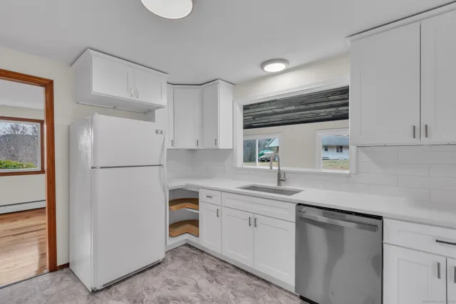 $349,900 | 240 Merrow Road, Coventry, CT 06238