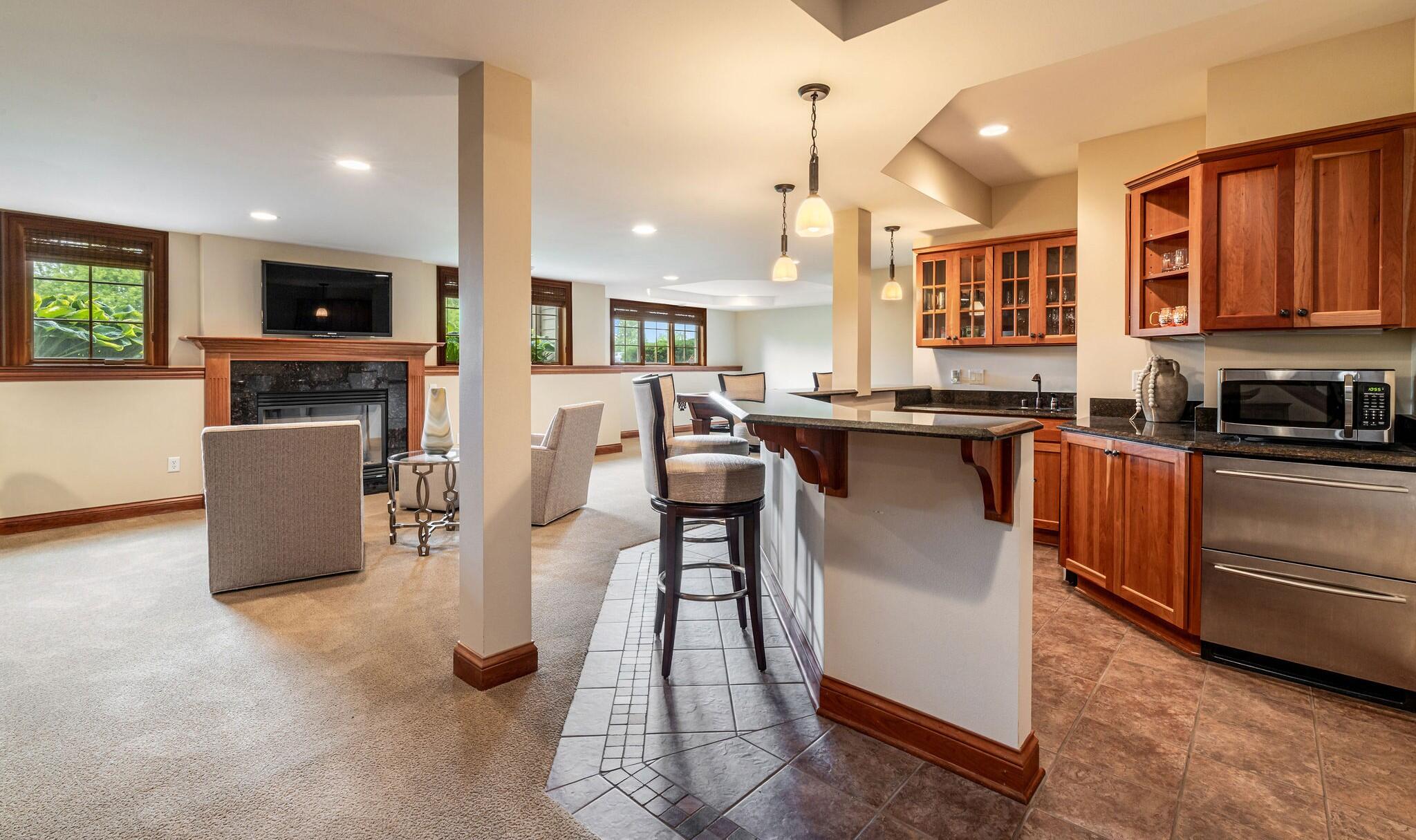 11092 Sutton Ridge Drive Mequon, WI 53097 - Photo 28 of 40 Lower Level